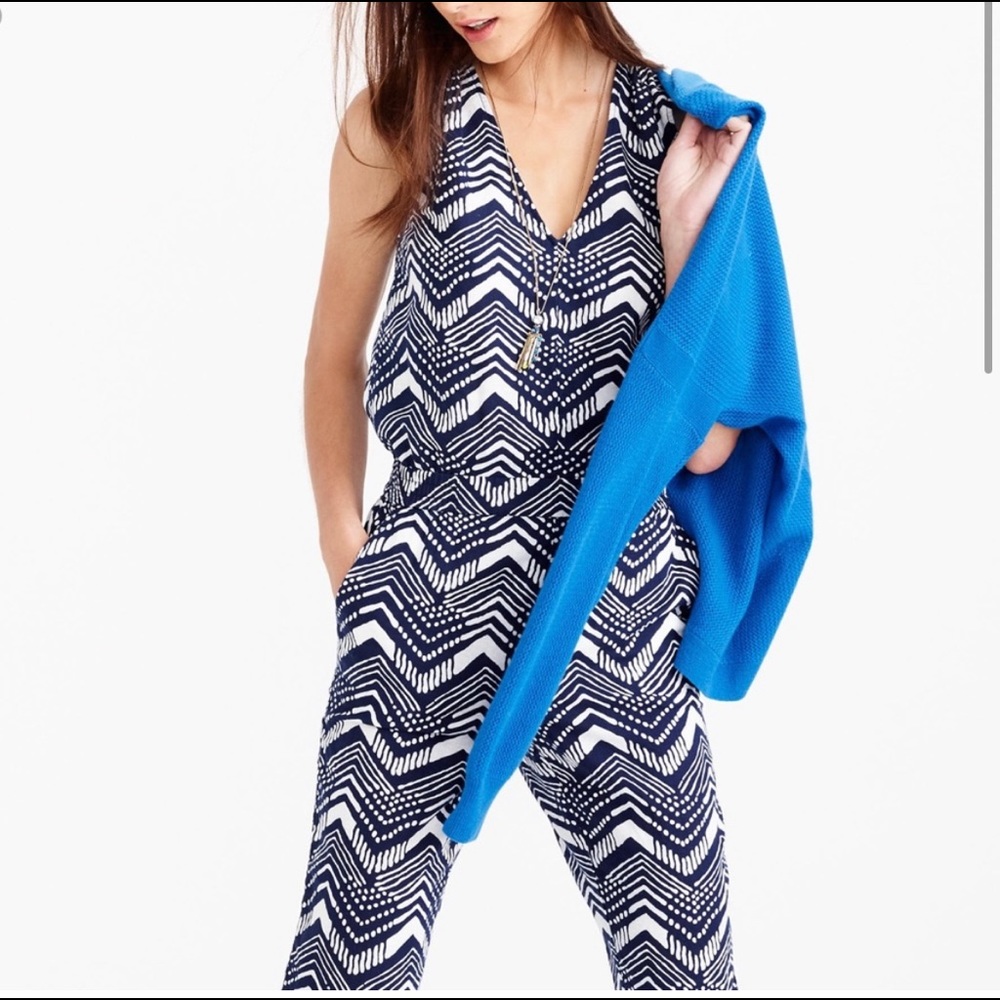 J. Crew Petite Linen-cotton V-neck Jumpsuit in Zigzag - 0P